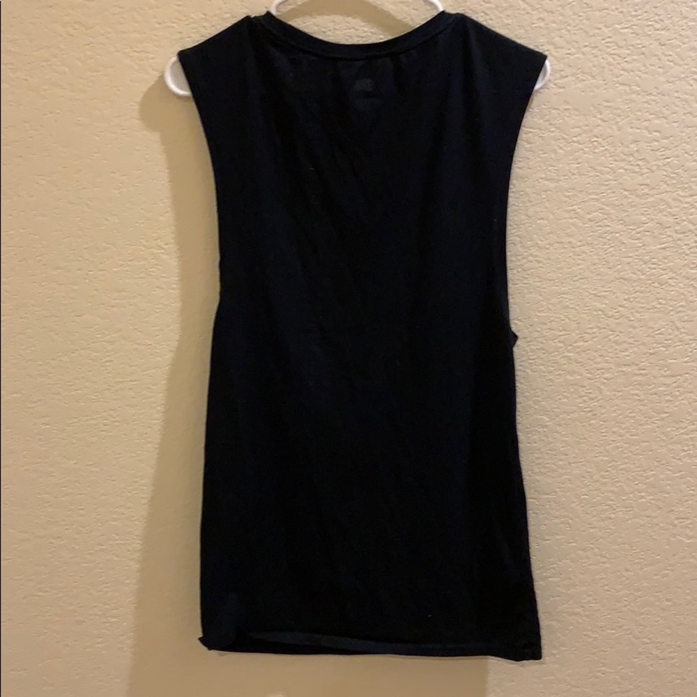 Nike Tank - Picture 2 of 5